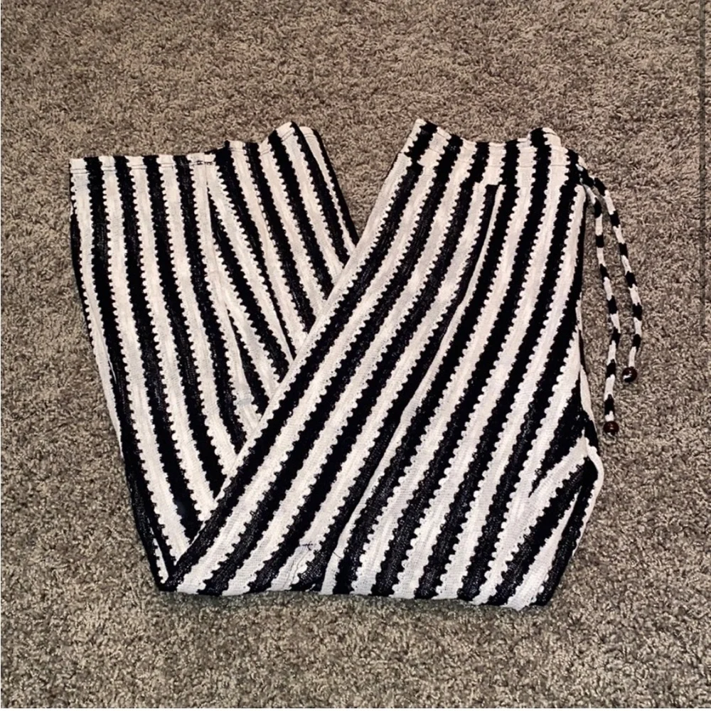 NWOT Isabella Rose Bathing Suit Cover-up Pants